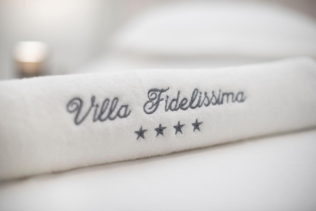 Villa Fidelissima Kaštela Buitenkant foto